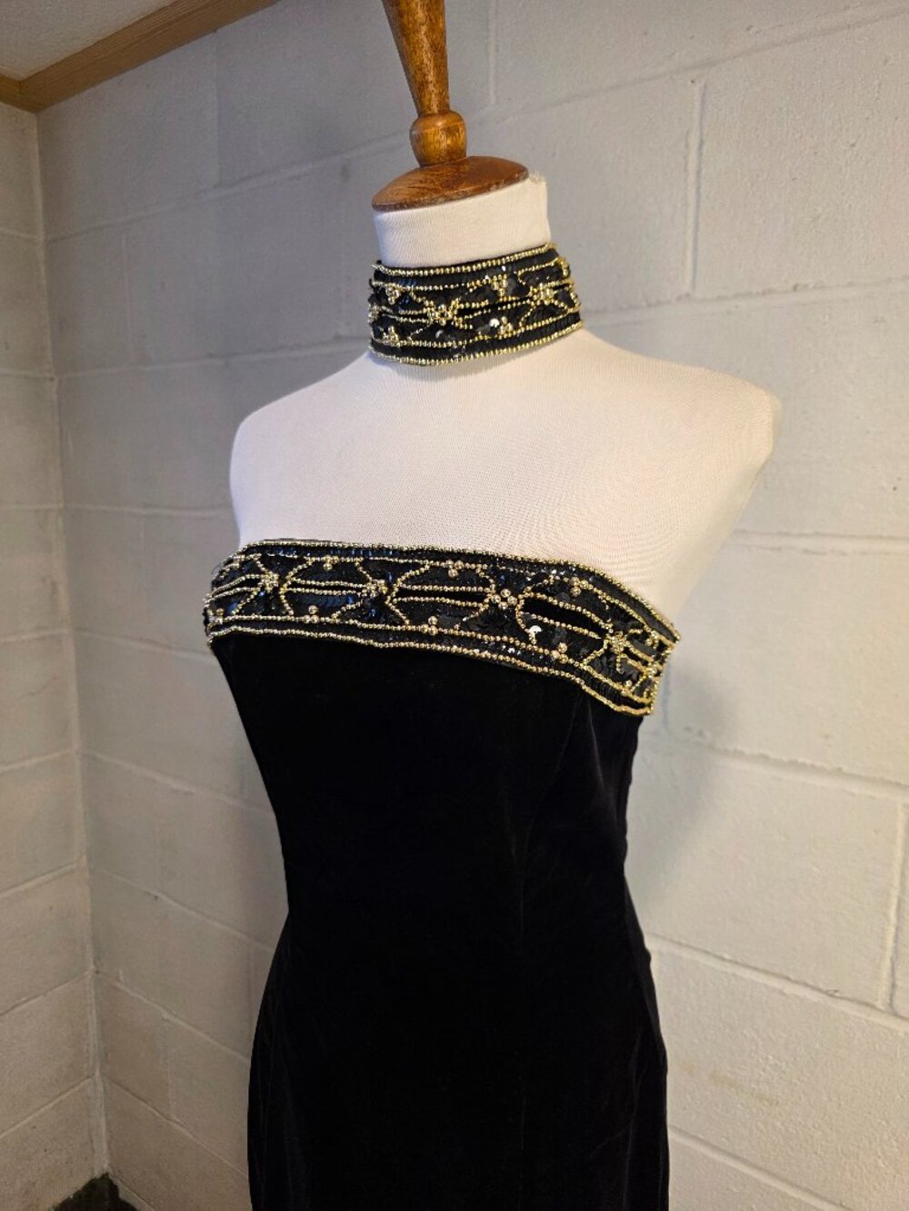 Vintage Gunne Sax Operacore Goth Romantic Vamp Black, Gold Velvet Cocktail Dress